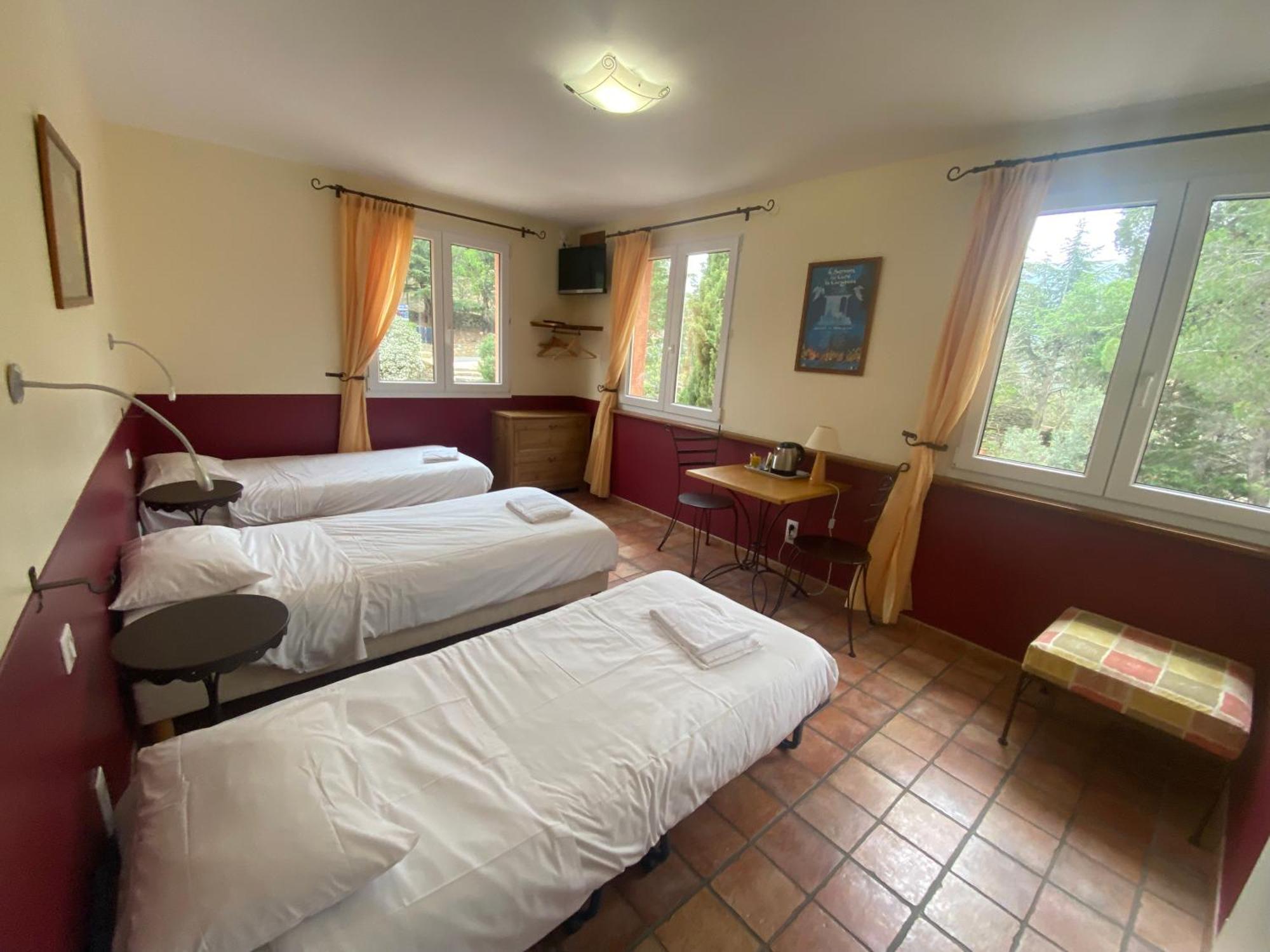Auberge la Table du Curé Cucugnan Extérieur photo